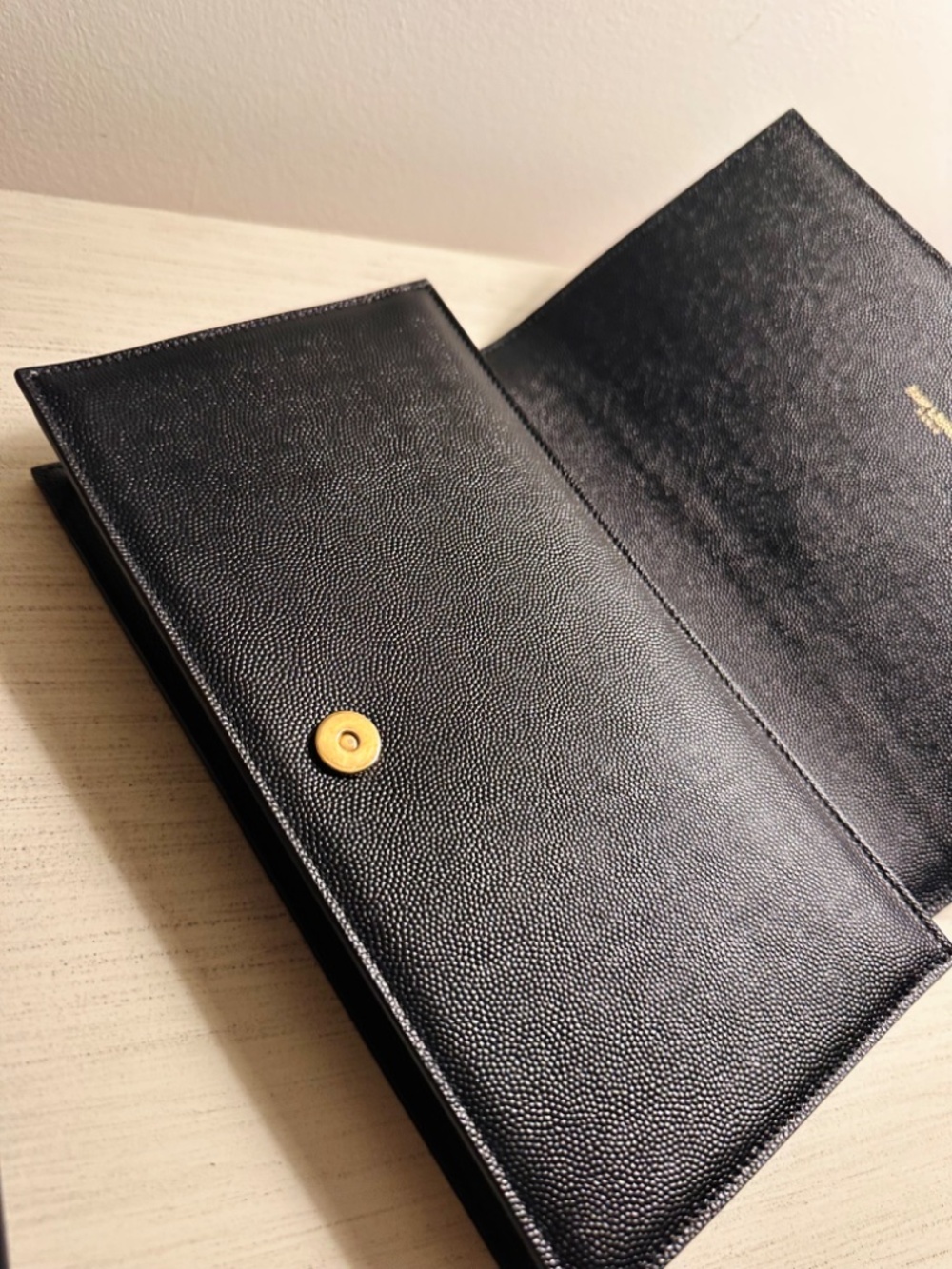 Saint Laurent Kate Clutch - Black - Picture 10 of 12